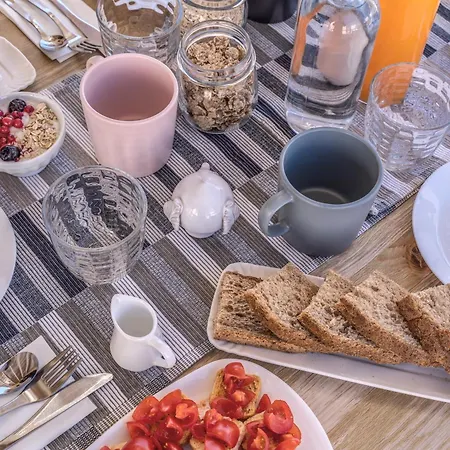 Fiore Bed & Breakfast 3*